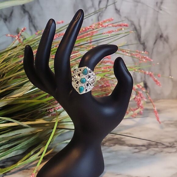 Vintage Style Silver Plate Ring With Stones Encrusted Turquoise - Picture 9 of 11